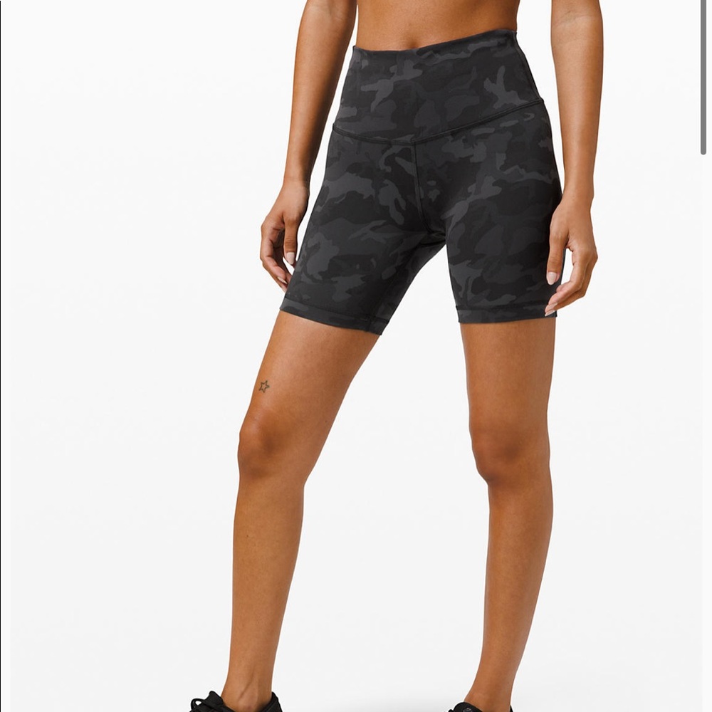 Lululemon Wunder Under Train shorts 6” NWT